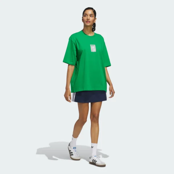 Adidas - Polo gráfico oversize