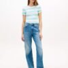 Tommy Hilfiger – Camiseta blanca a rayas celestes