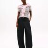 Tommy Hilfiger - Camiseta rosa a rayas negras